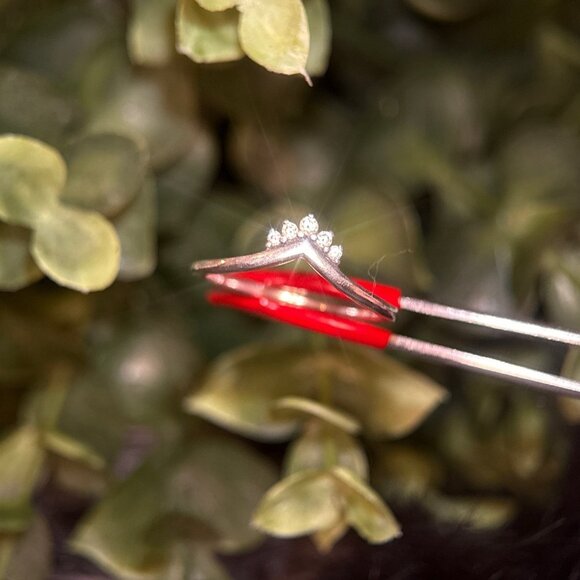 Pandora Tiara Wishbone Ring - Picture 2 of 8